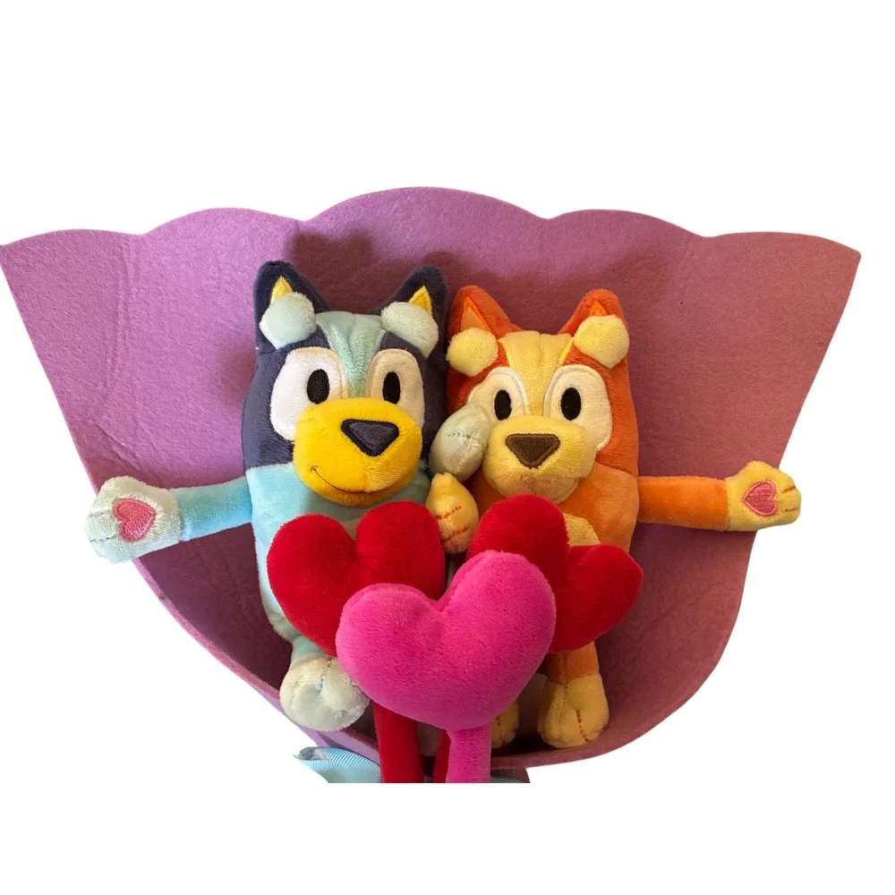 Bluey and‎ Bingo Plush Bouquet Valentine Heart Gift Heeler Sisters Purple Felt